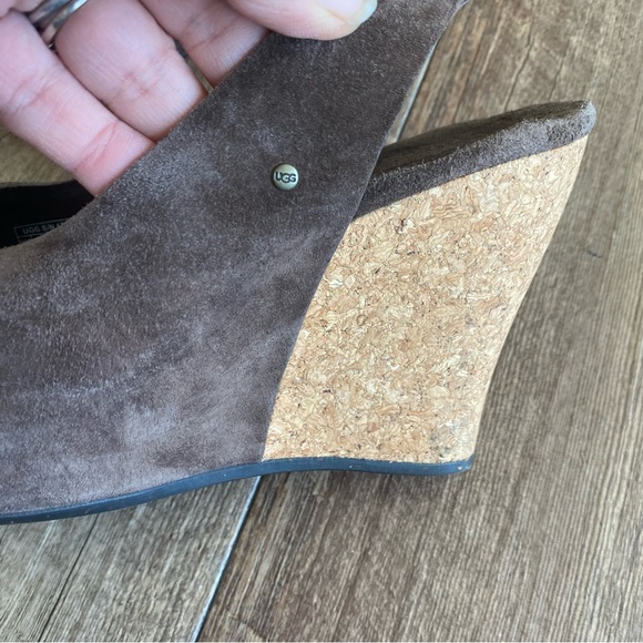 Ugg Australia Hazel brown suede cork wedge sandals size 8 - Picture 6 of 12